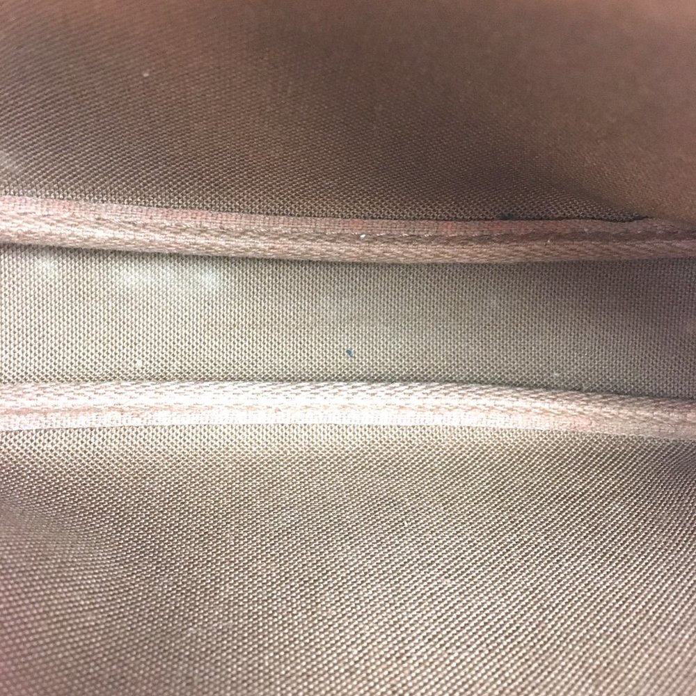 Pochette Accessory Cosmetic Monogram Clutch - Picture 7 of 12